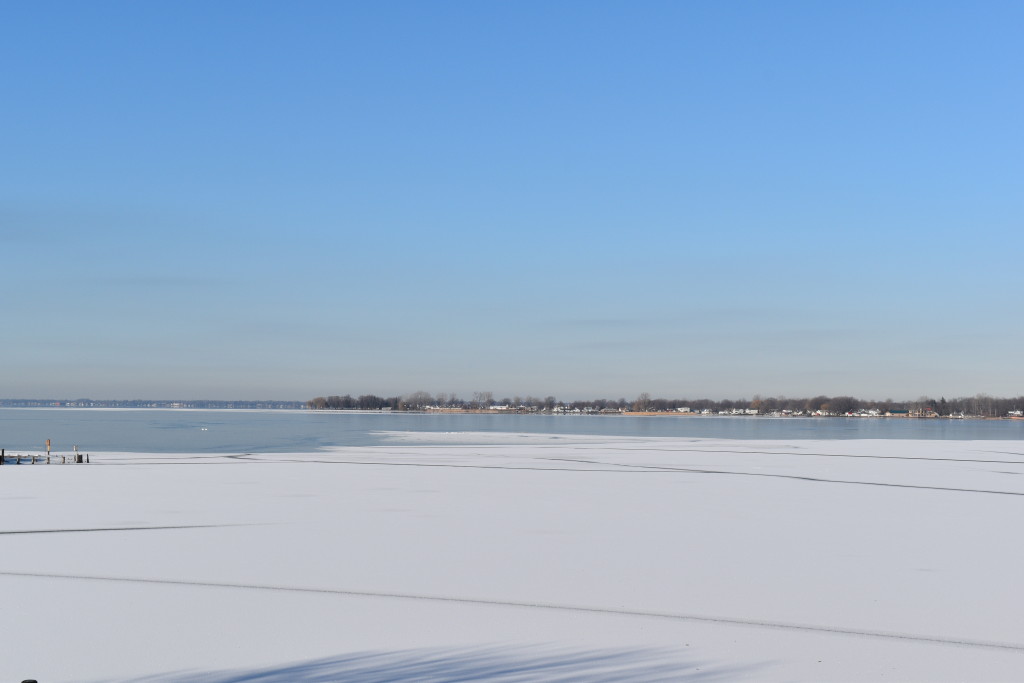 ice conditions lake st. clair january 2016