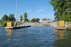 Lake St. Clair DNR Launch - Dock Status